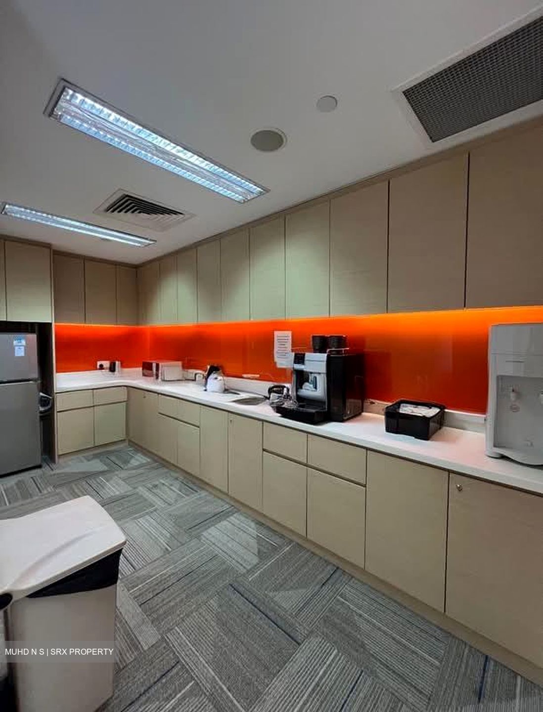 Park Avenue Rochester (D5), Office #575446051